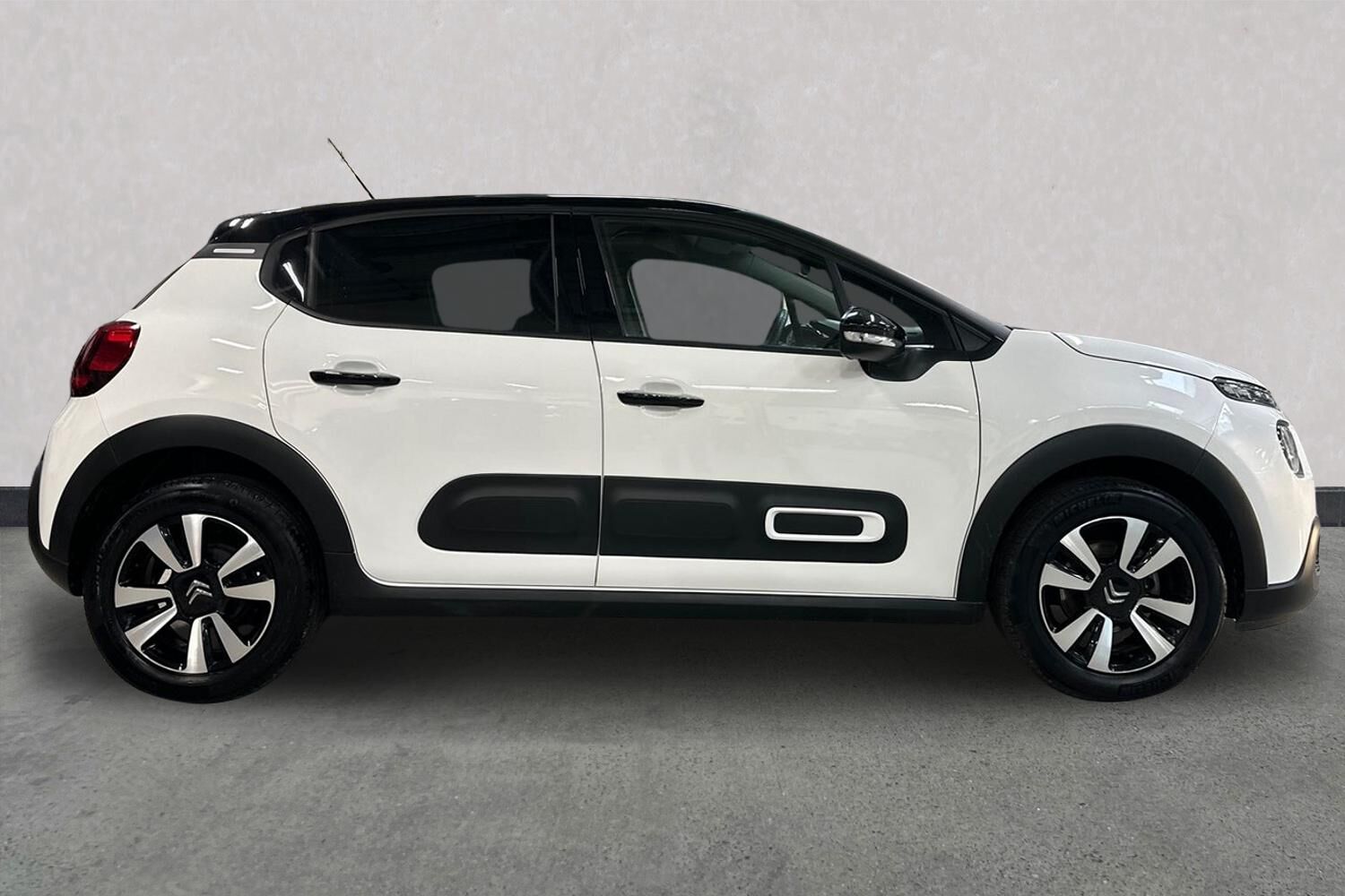 Billede af Citroën C3 1,2 PureTech Attraction 83HK 5d