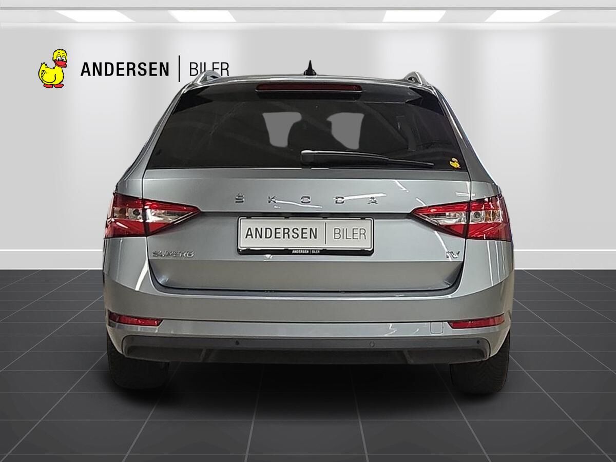 Billede af Skoda Superb Combi 1,4 TSI  Plugin-hybrid iV DSG 218HK Stc 6g Aut.