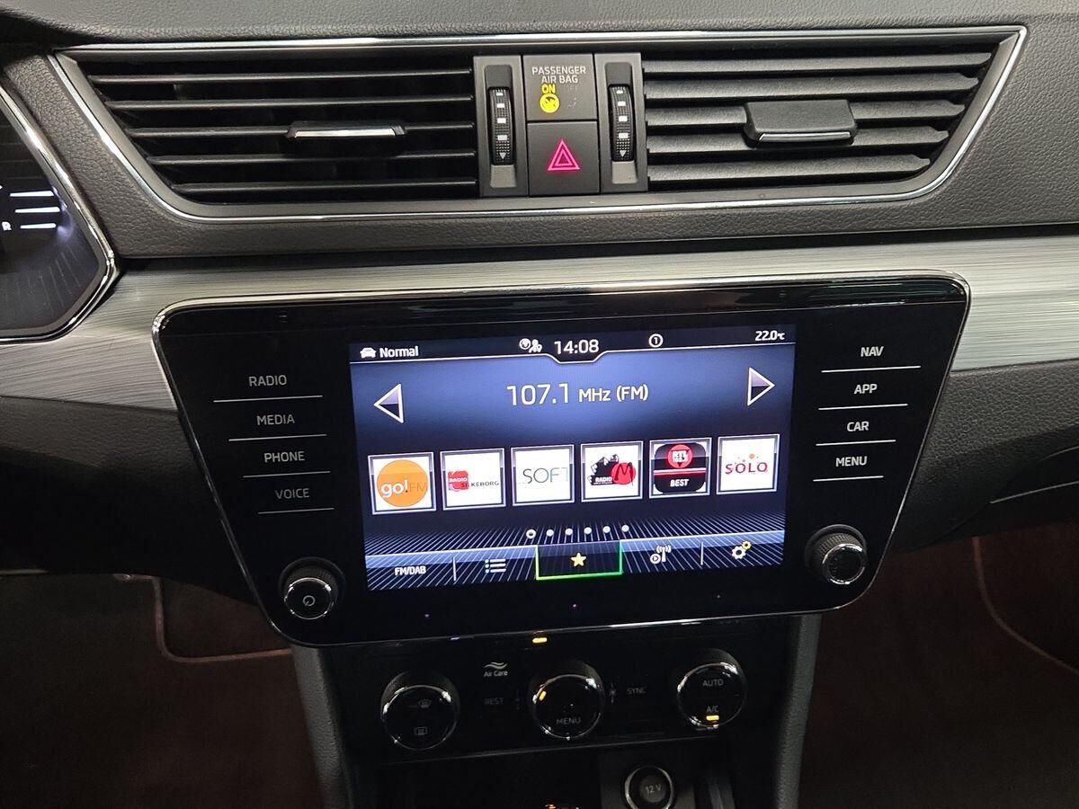 Billede af Skoda Superb Combi 1,4 TSI  Plugin-hybrid iV DSG 218HK Stc 6g Aut.