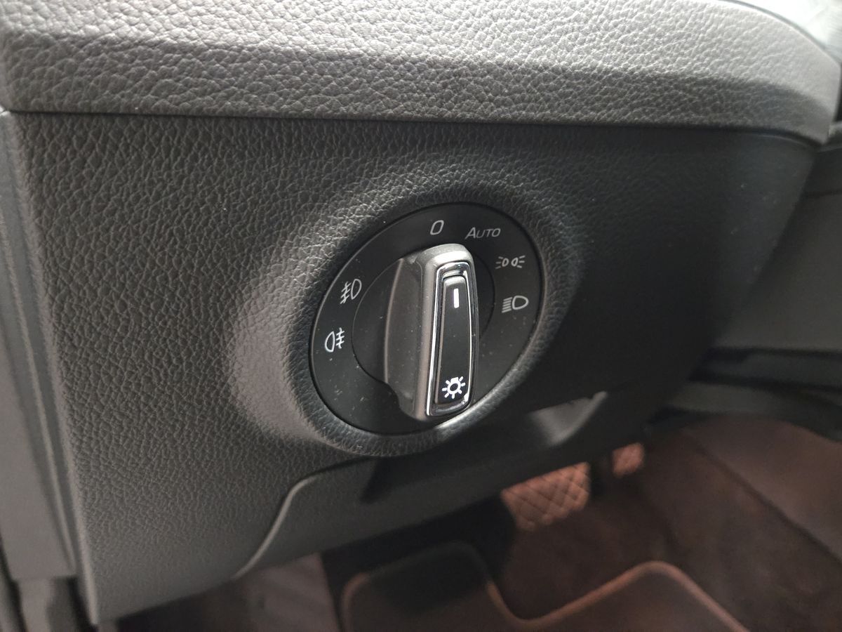 Billede af Skoda Superb Combi 1,4 TSI  Plugin-hybrid iV DSG 218HK Stc 6g Aut.