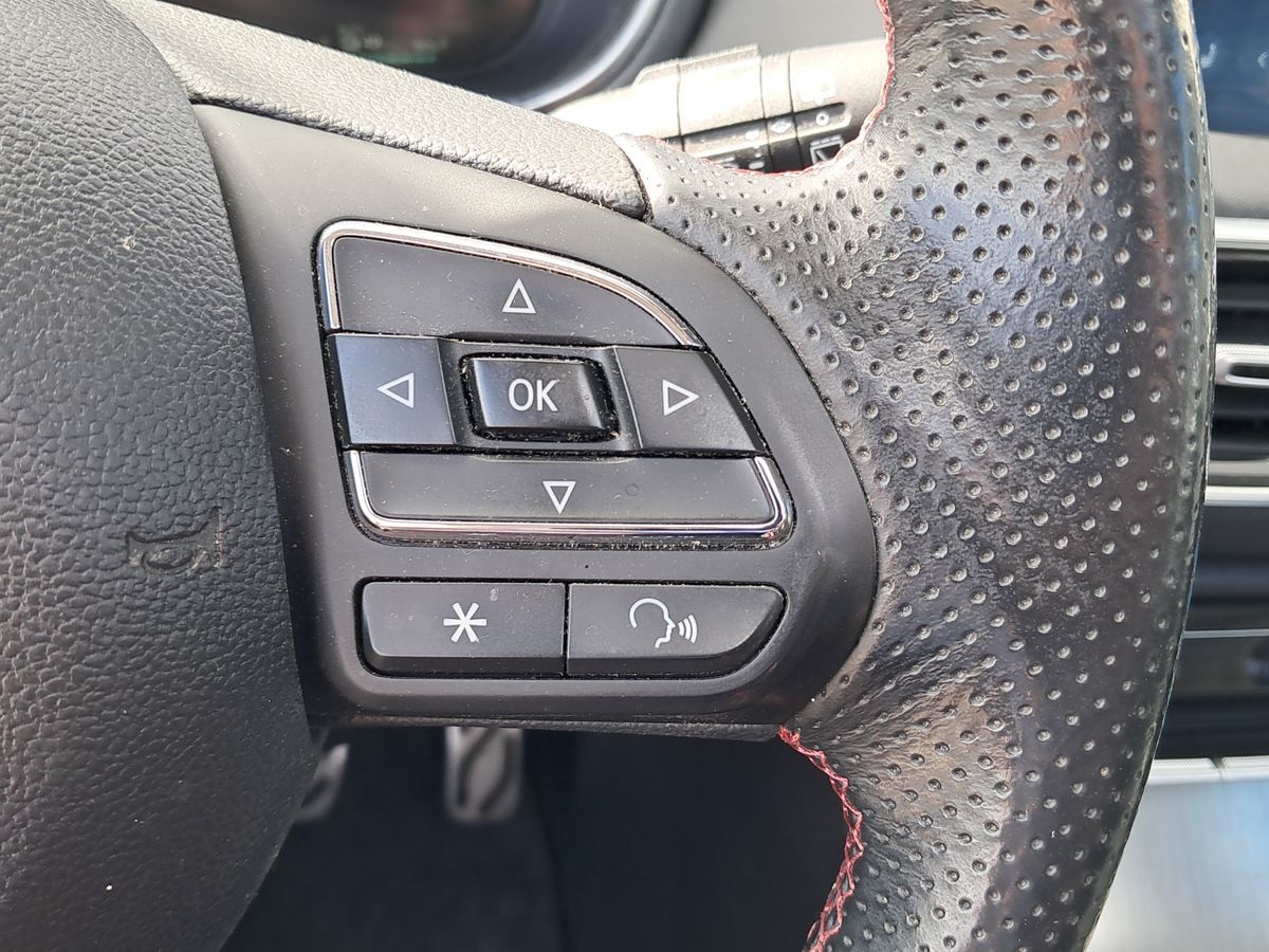 Billede af MG EHS 1,5 T GDI  Plugin-hybrid Luxury 258HK 5d 10g Aut.