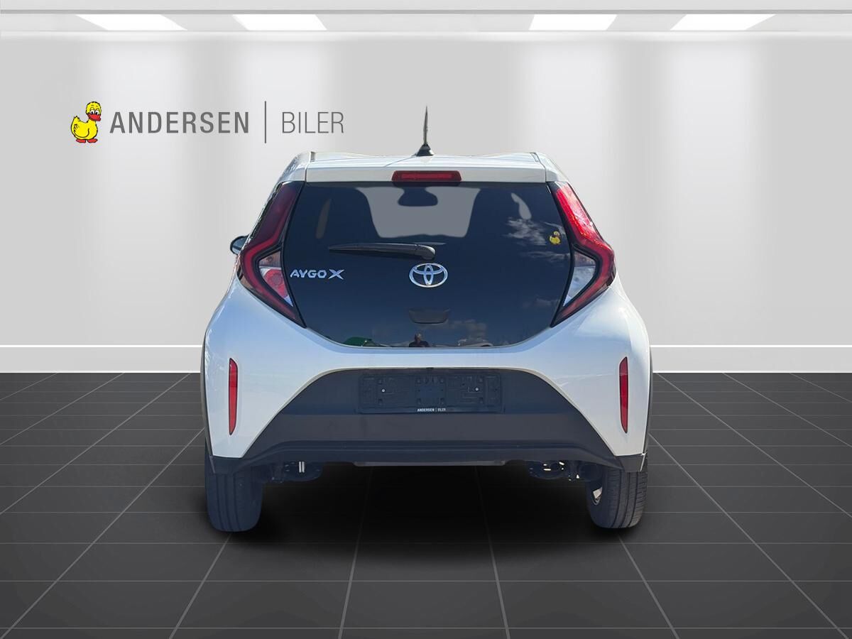 Billede af Toyota Aygo X 1,0 VVT-I Active 72HK 5d