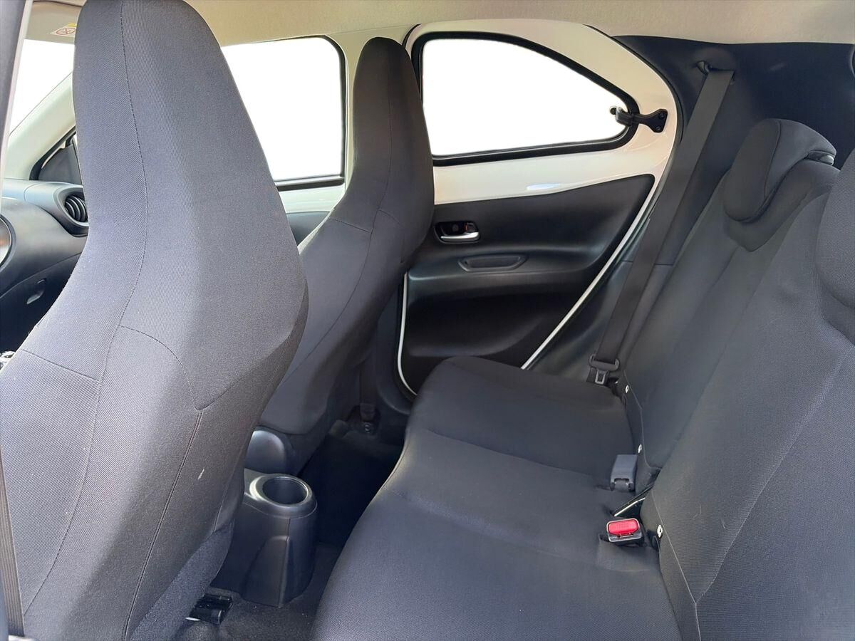 Billede af Toyota Aygo X 1,0 VVT-I Active 72HK 5d