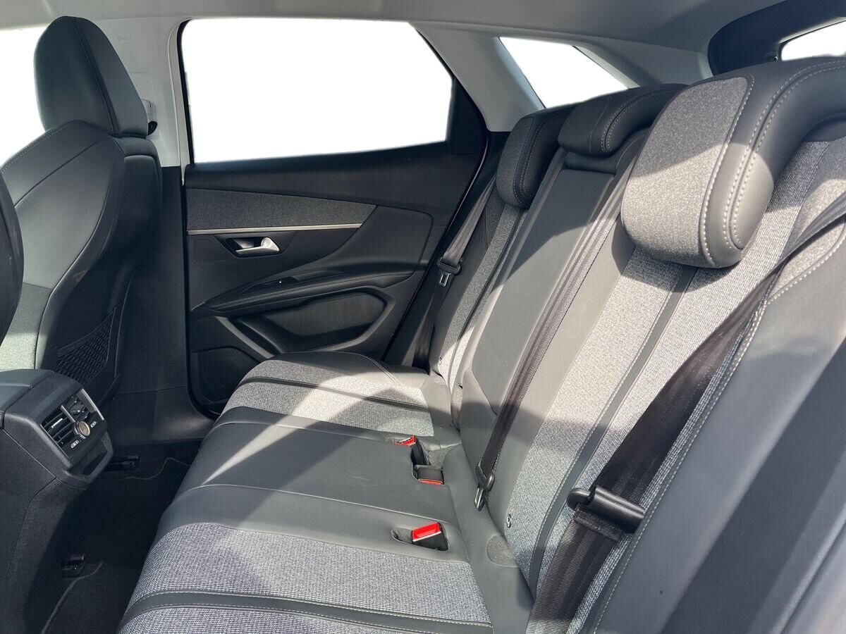 Billede af Peugeot 3008 1,2 PureTech Allure LTD 130HK 5d 6g