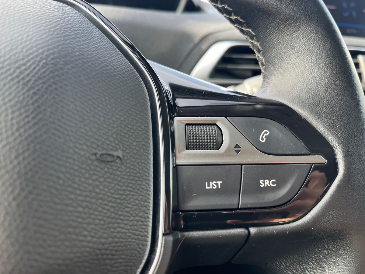 Billede af Peugeot 3008 1,2 PureTech Allure LTD 130HK 5d 6g