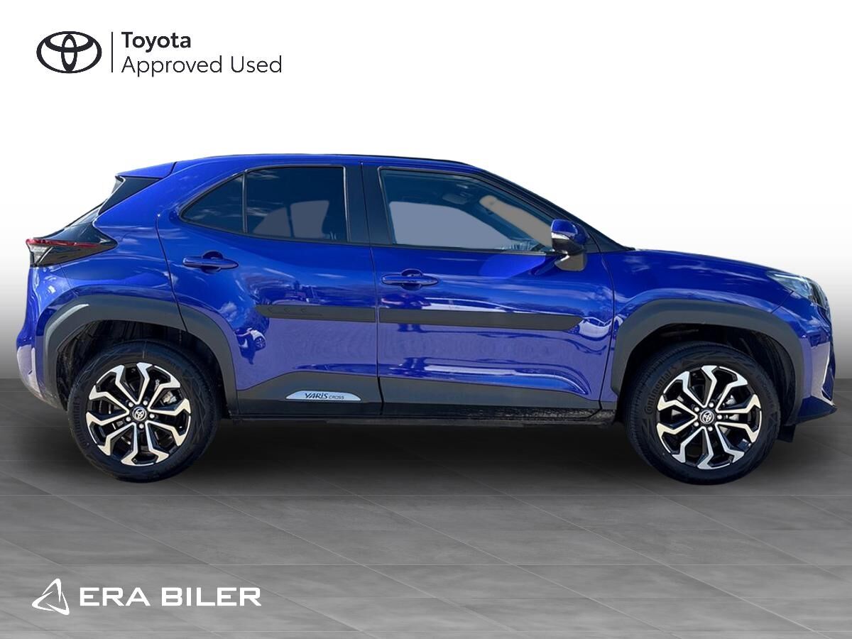 Billede af Toyota Yaris Cross 1,5 Hybrid Style Comfort 116HK 5d Trinl. Gear