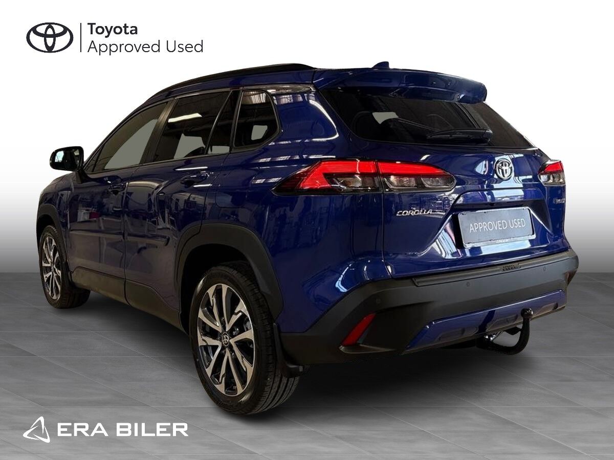 Billede af Toyota Corolla Cross 1,8 Hybrid Style Comfort 140HK 5d Aut.