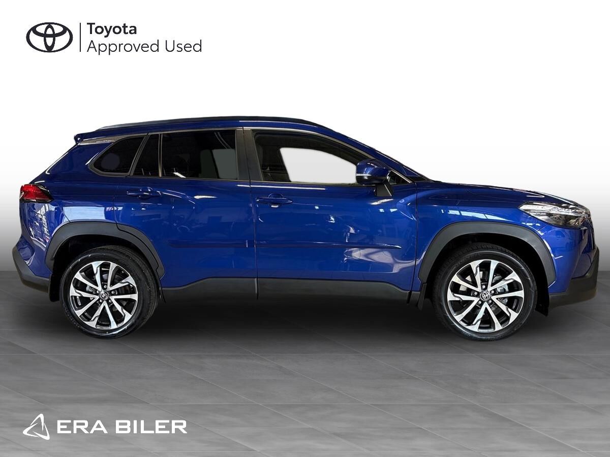 Billede af Toyota Corolla Cross 1,8 Hybrid Style Comfort 140HK 5d Aut.