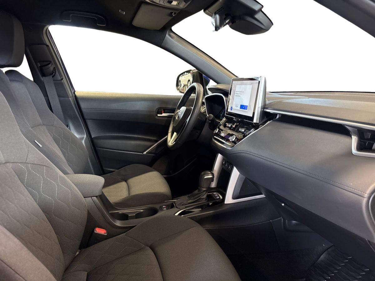 Billede af Toyota Corolla Cross 1,8 Hybrid Style Comfort 140HK 5d Aut.