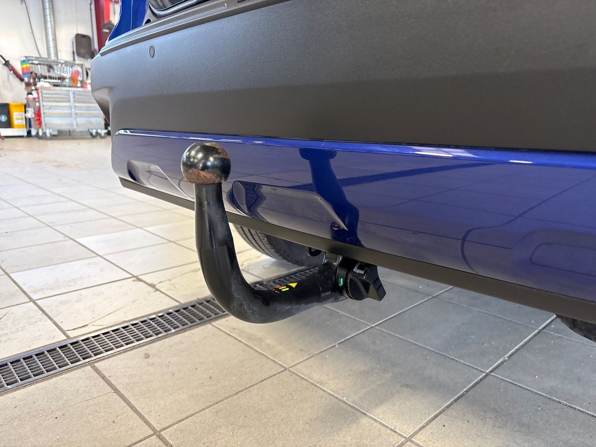 Billede af Toyota Corolla Cross 1,8 Hybrid Style Comfort 140HK 5d Aut.