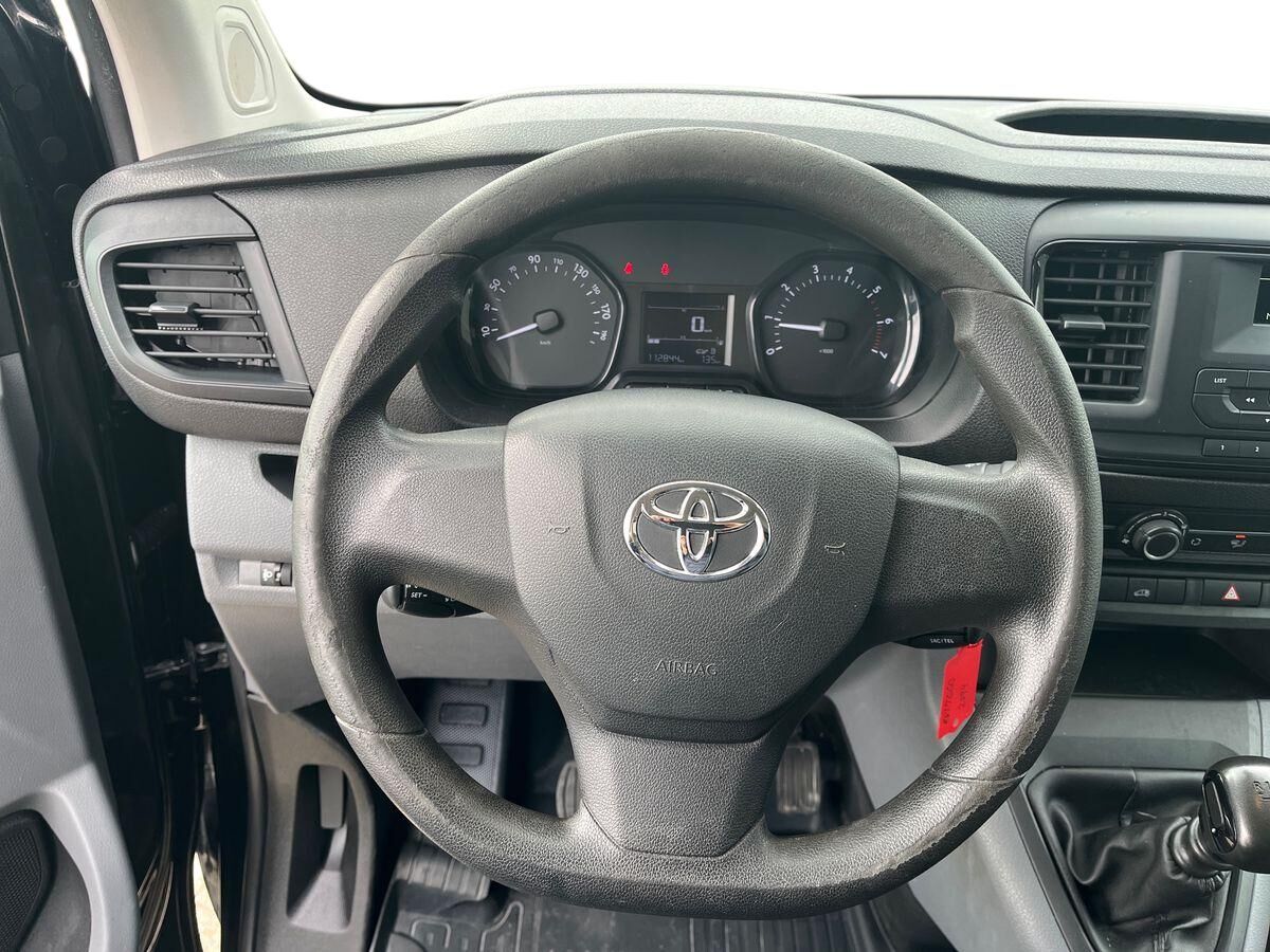 Billede af Toyota Proace Long 2,0 D Comfort m skydedør i højre side og sidehængslede bagdøre 122HK Van Man. 