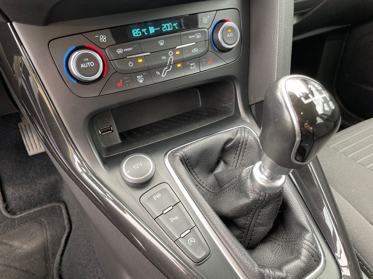 Billede af Ford Focus 1,0 EcoBoost Titanium Fun 125HK 5d 8g Aut.