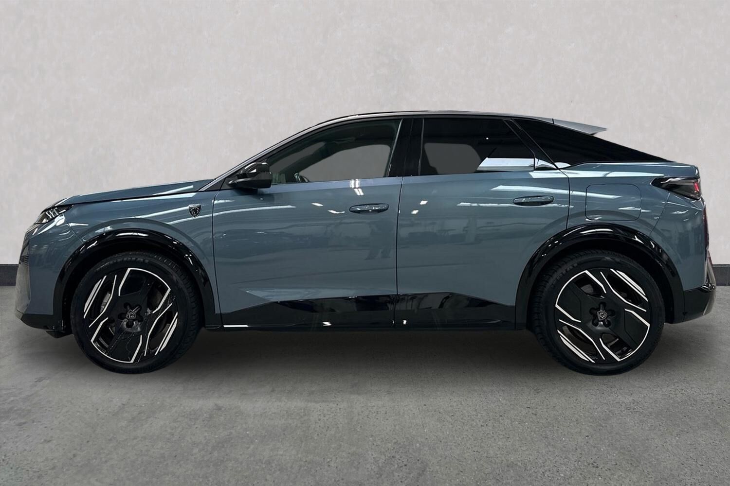 Billede af Peugeot e-3008 EL GT 210HK 5d Aut.