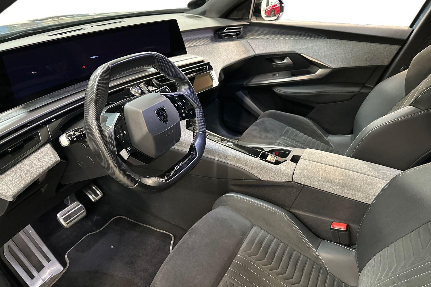 Billede af Peugeot e-3008 EL GT 210HK 5d Aut.