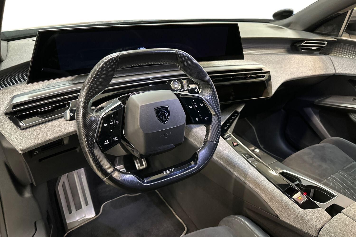 Billede af Peugeot e-3008 EL GT 210HK 5d Aut.