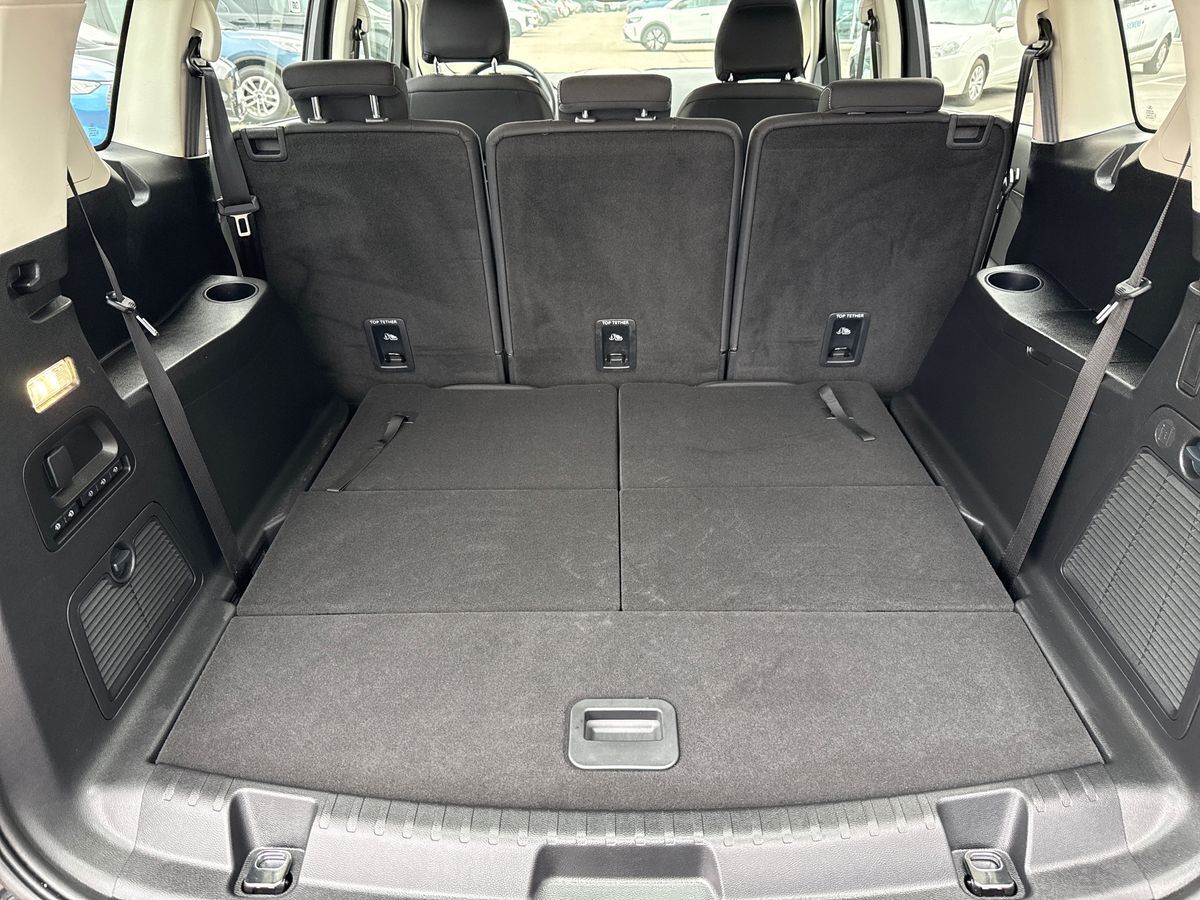 Billede af Ford S-Max 2,5 HEV  Hybrid Titanium CVT 190HK 8g Aut.