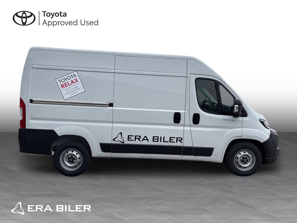 Billede af Toyota Proace Max 2.2D 140hk Medium/To skydedøre m. højt tag aut.gear Comfort Master