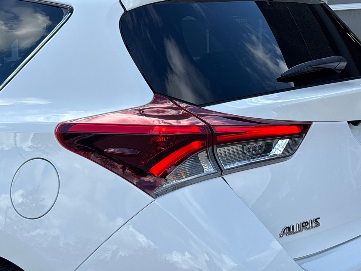Billede af Toyota Auris 1,8 Hybrid H2 Selected 136HK 5d Aut.