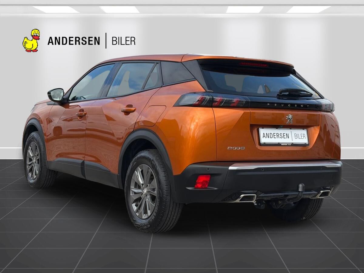Billede af Peugeot 2008 1,2 PureTech Vision Pack EAT8 130HK 5d 8g Aut.