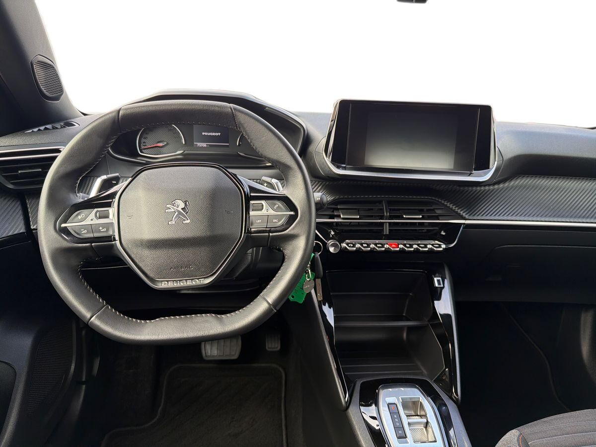 Billede af Peugeot 2008 1,2 PureTech Vision Pack EAT8 130HK 5d 8g Aut.