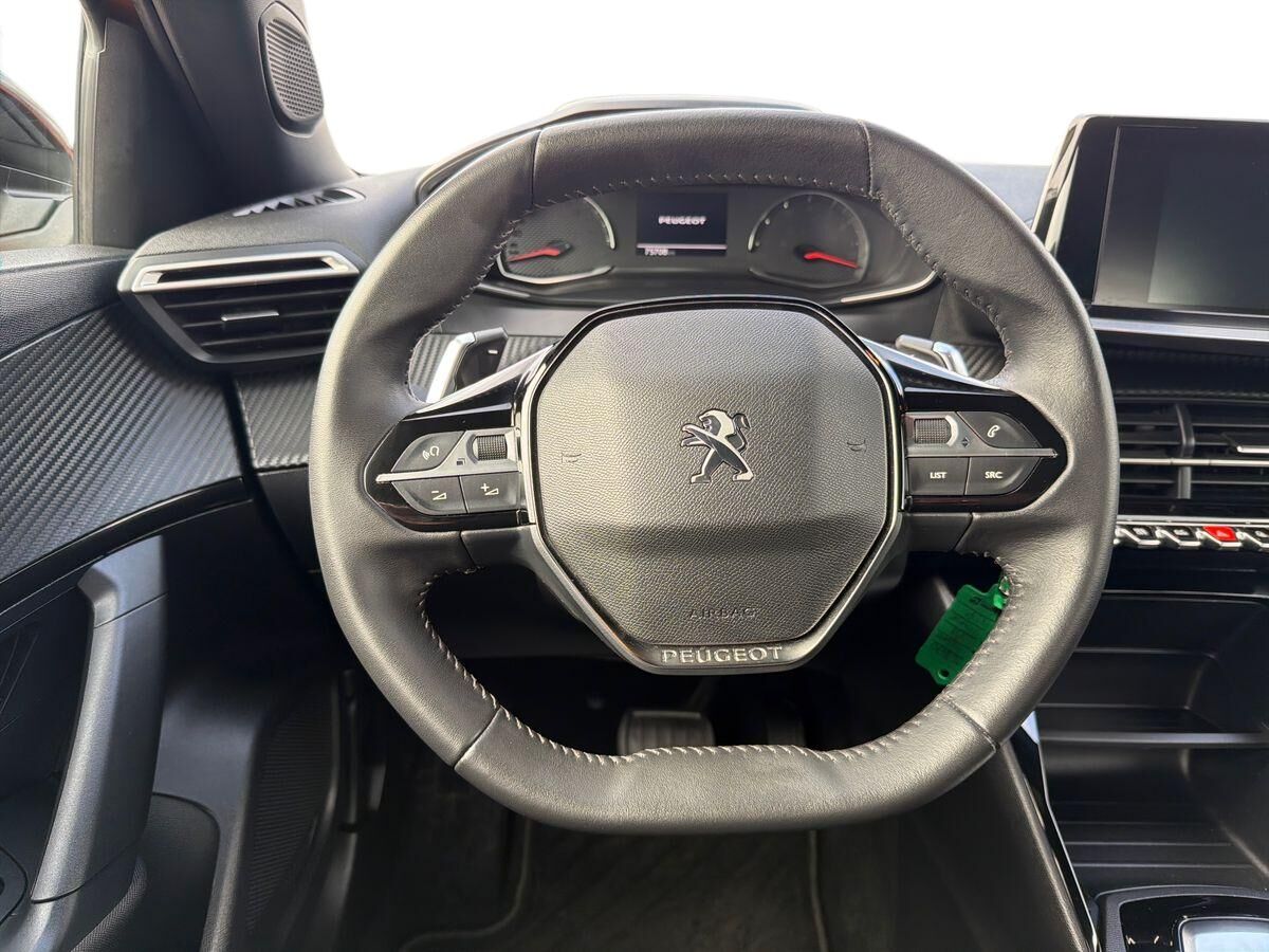 Billede af Peugeot 2008 1,2 PureTech Vision Pack EAT8 130HK 5d 8g Aut.
