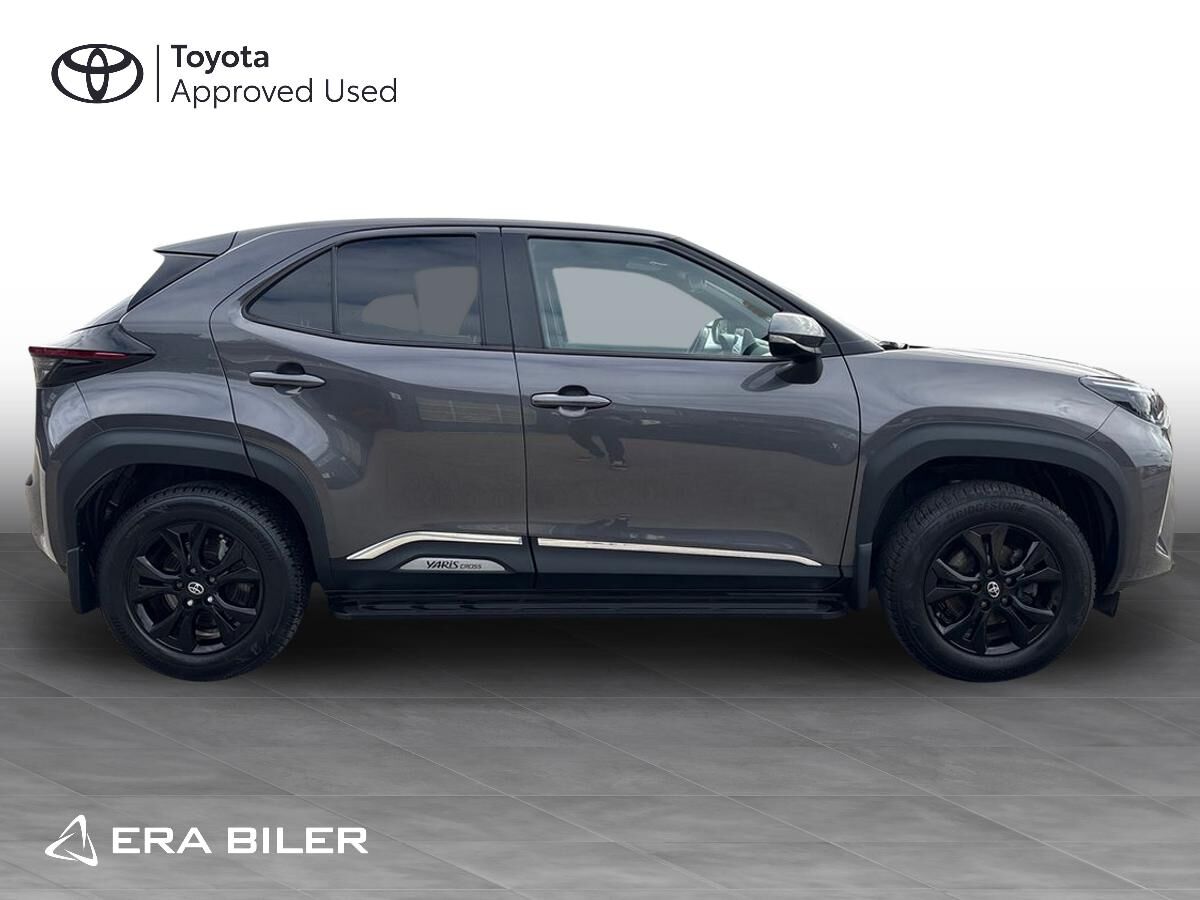 Billede af Toyota Yaris Cross 1,5 Hybrid Style Technology Plus 116HK 5d Trinl. Gear