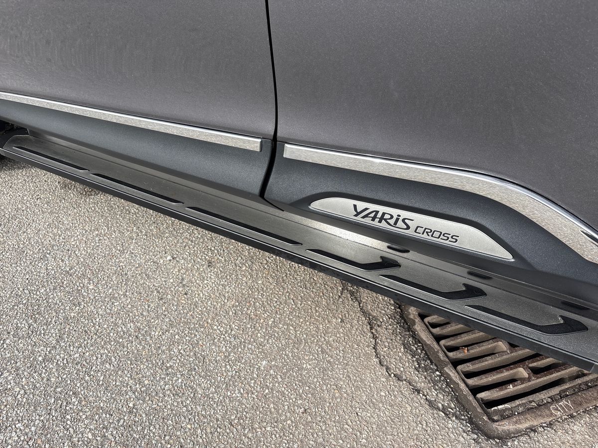 Billede af Toyota Yaris Cross 1,5 Hybrid Style Technology Plus 116HK 5d Trinl. Gear