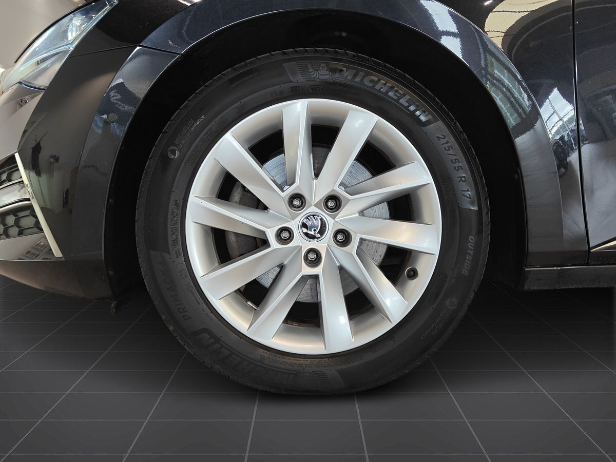 Billede af Skoda Superb 1,4 TSI  Plugin-hybrid iV Plus DSG 218HK 5d 6g Aut.