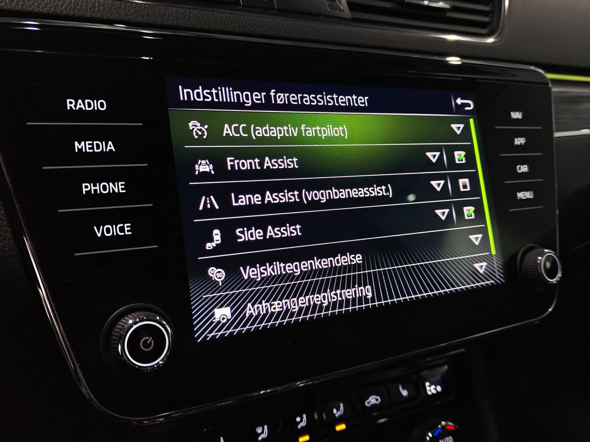 Billede af Skoda Superb 1,4 TSI  Plugin-hybrid iV Plus DSG 218HK 5d 6g Aut.