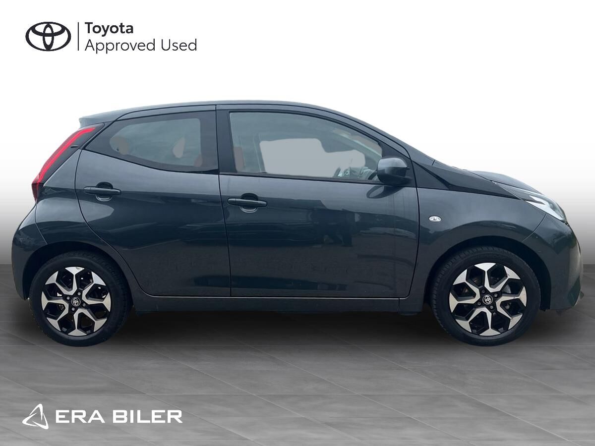Billede af Toyota Aygo 1,0 VVT-I X-plore DAB+ 72HK 5d