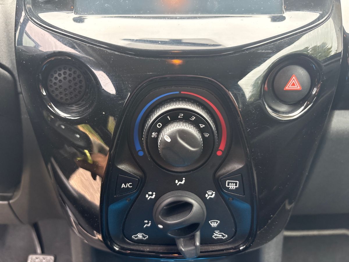 Billede af Toyota Aygo 1,0 VVT-I X-Trend 72HK 5d