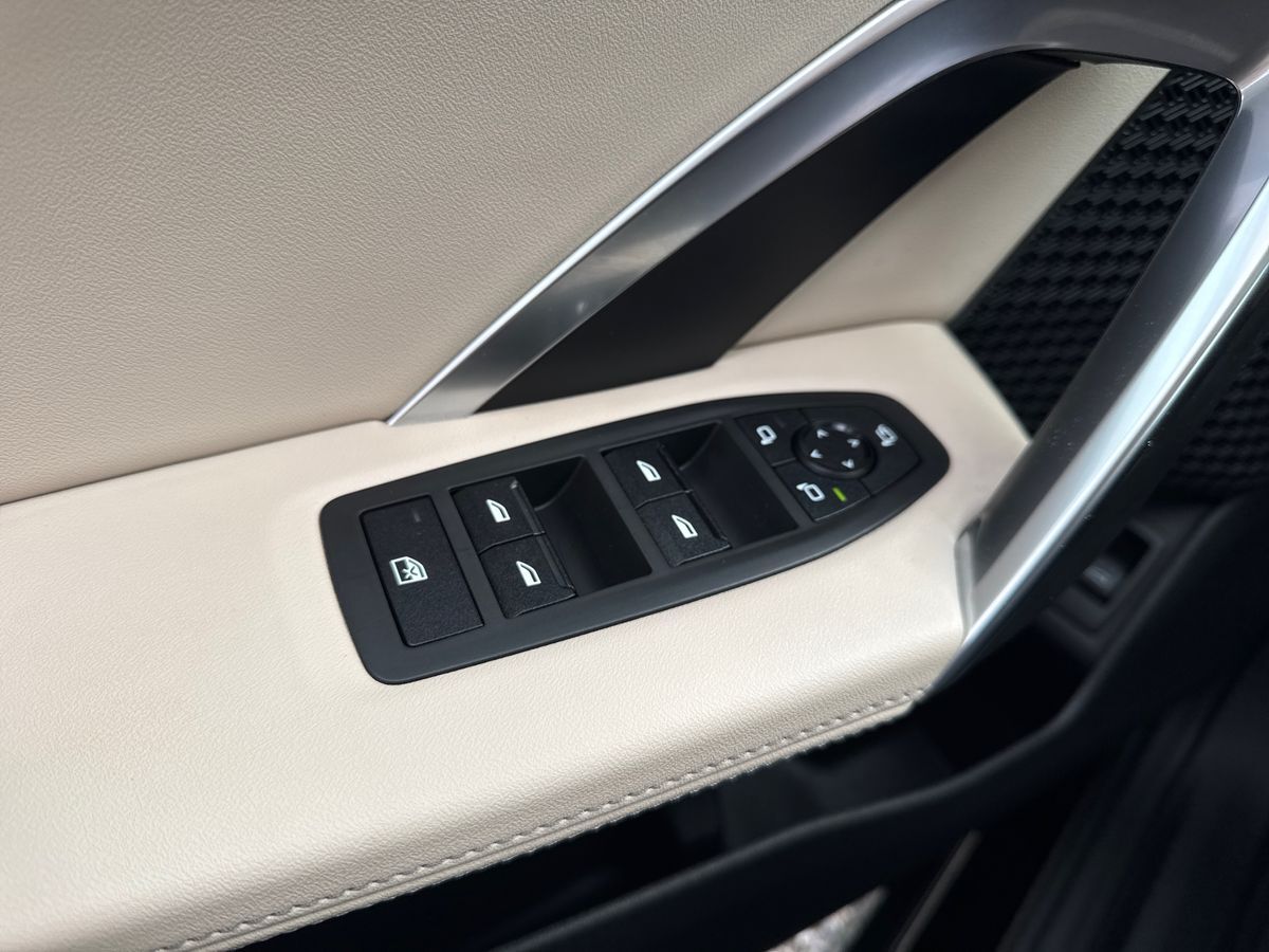 Billede af BMW iX1 eDrive20 EL xLine 204HK 5d Aut.