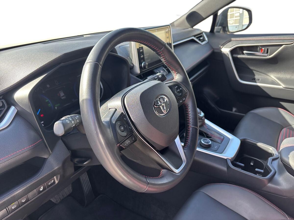 Billede af Toyota RAV4 Plug-in 2,5 Plugin-hybrid Active Comfort AWD 306HK 5d 6g Aut.
