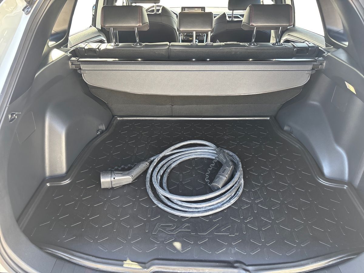 Billede af Toyota RAV4 Plug-in 2,5 Plugin-hybrid Active Comfort AWD 306HK 5d 6g Aut.