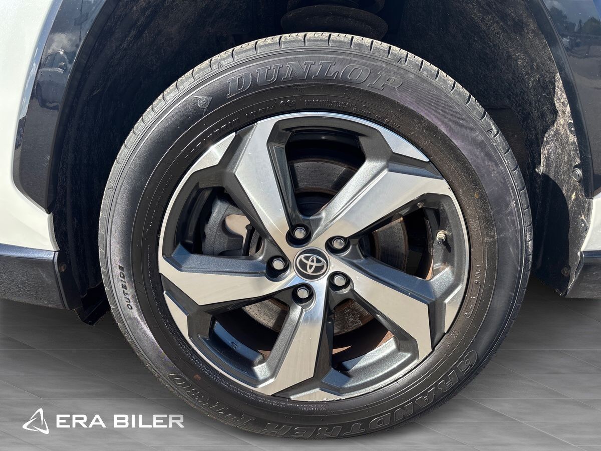 Billede af Toyota RAV4 Plug-in 2,5 Plugin-hybrid Active Comfort AWD 306HK 5d 6g Aut.