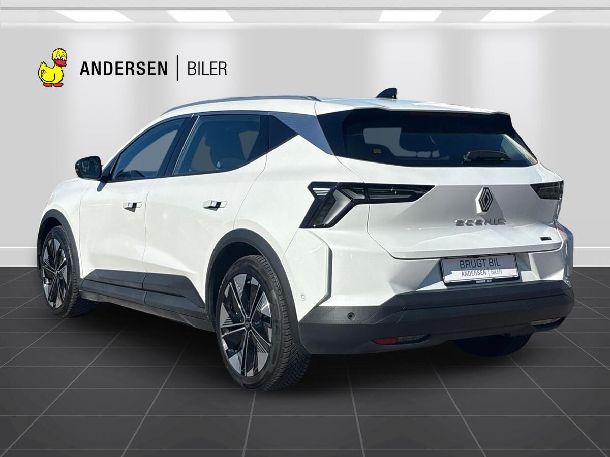 Billede af Renault Scénic E-TECH Evolution 170HK Aut.