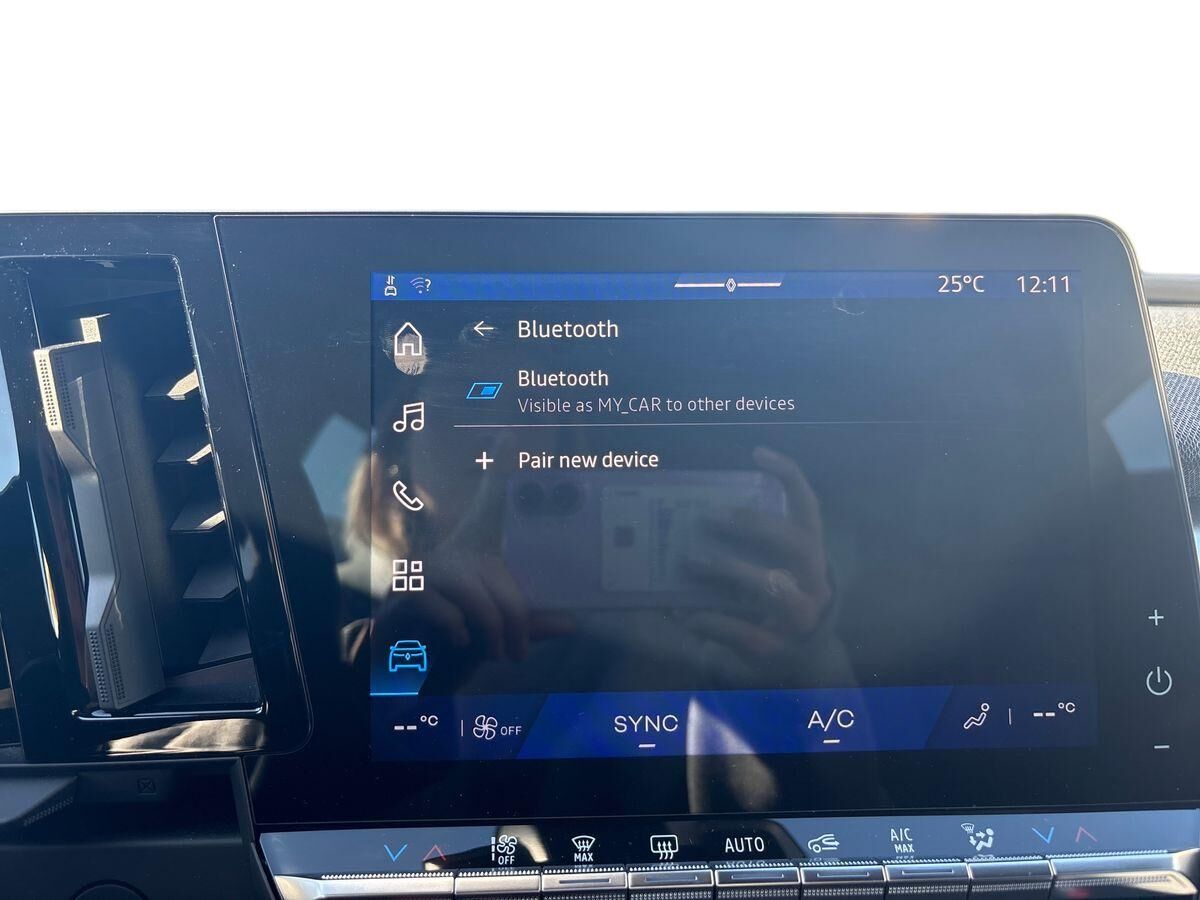 Billede af Renault Scénic E-TECH Evolution 170HK Aut.