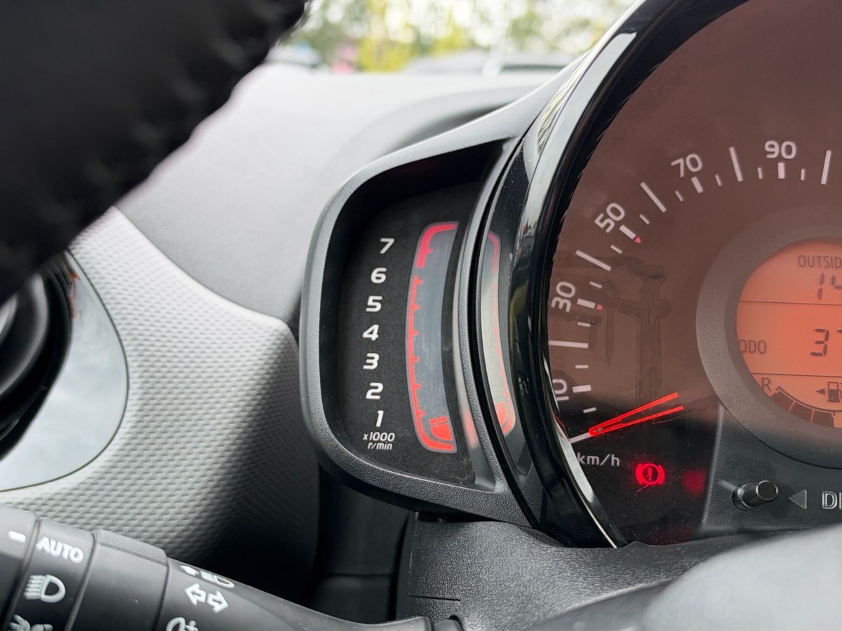 Billede af Peugeot 108 1,0 e-Vti Allure+ 72HK 5d