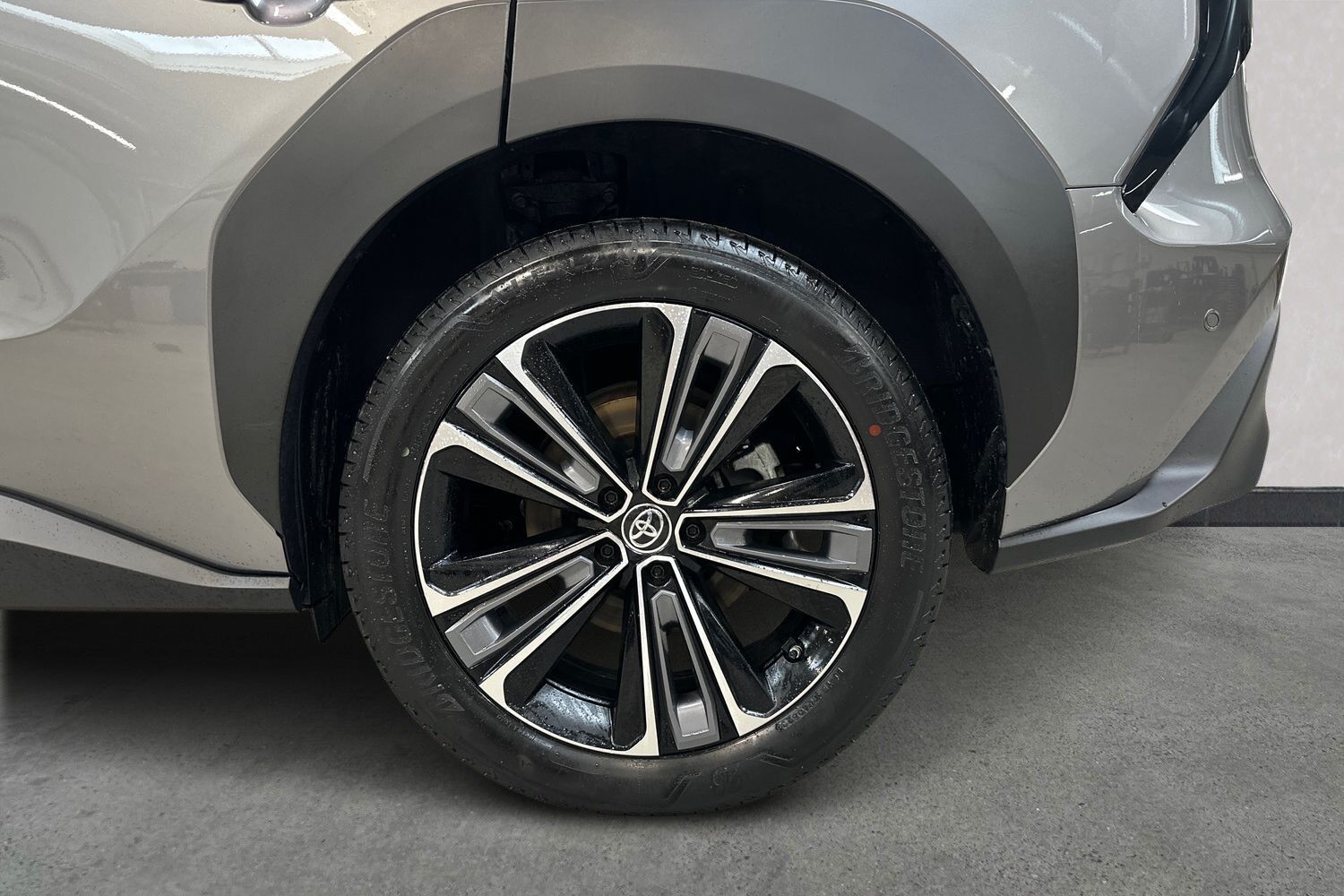 Billede af Toyota BZ4X EL Executive Business AWD 218HK 5d Aut.