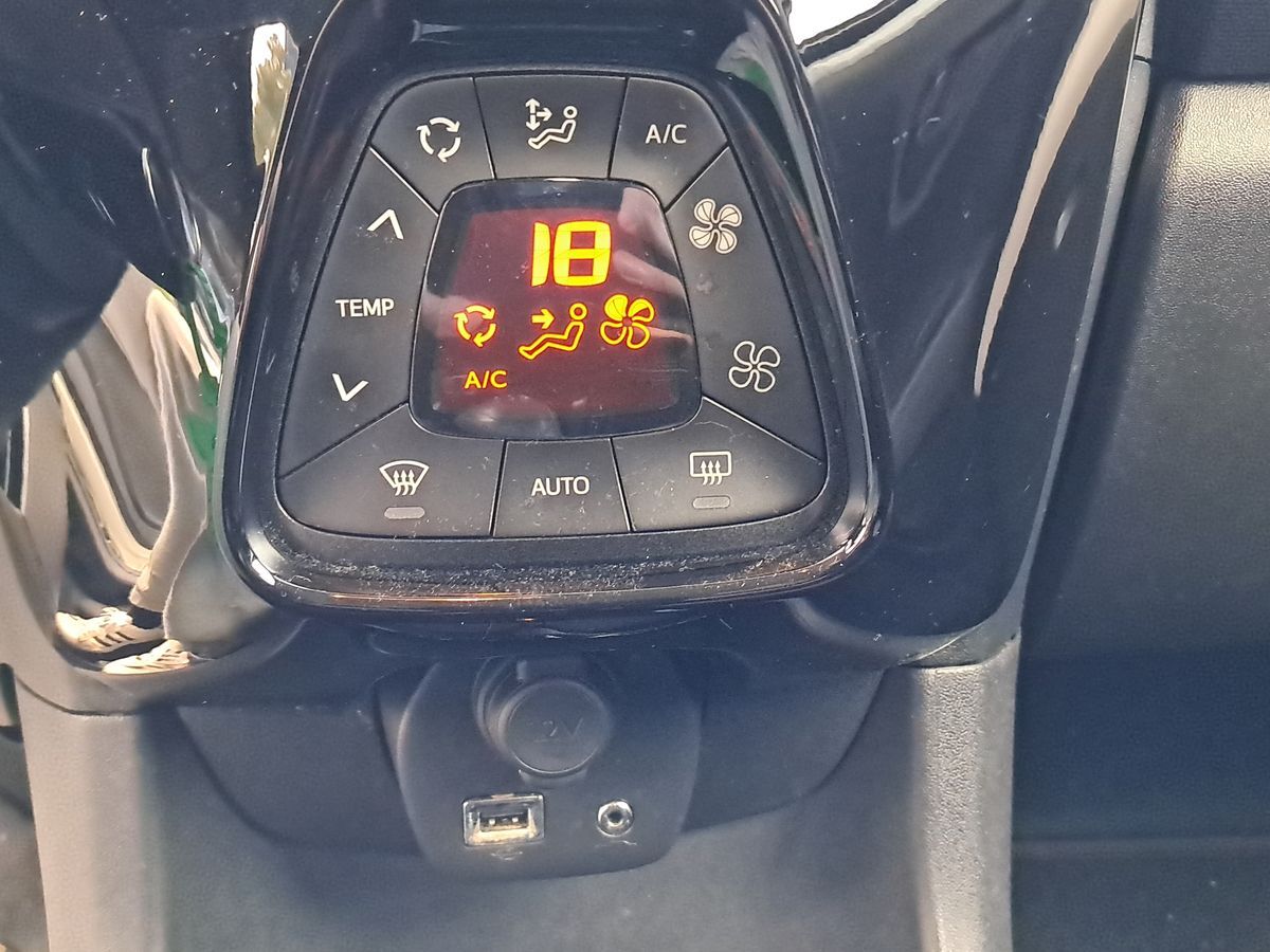Billede af Citroën C1 1,0 VTi Sportline 72HK 5d