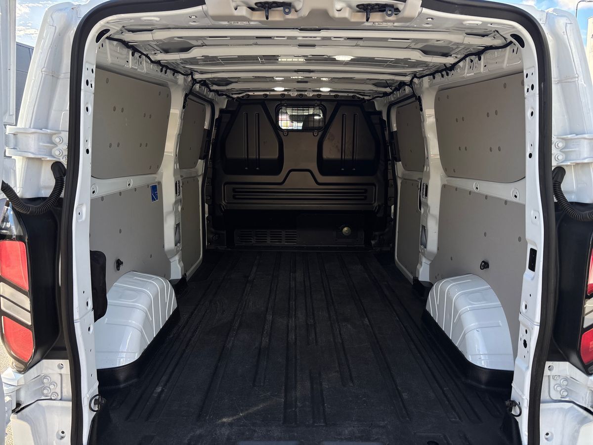 Billede af Ford Transit Custom 2.0 EcoBlue 170 HK A8 FWD, Limited Van 320 L2