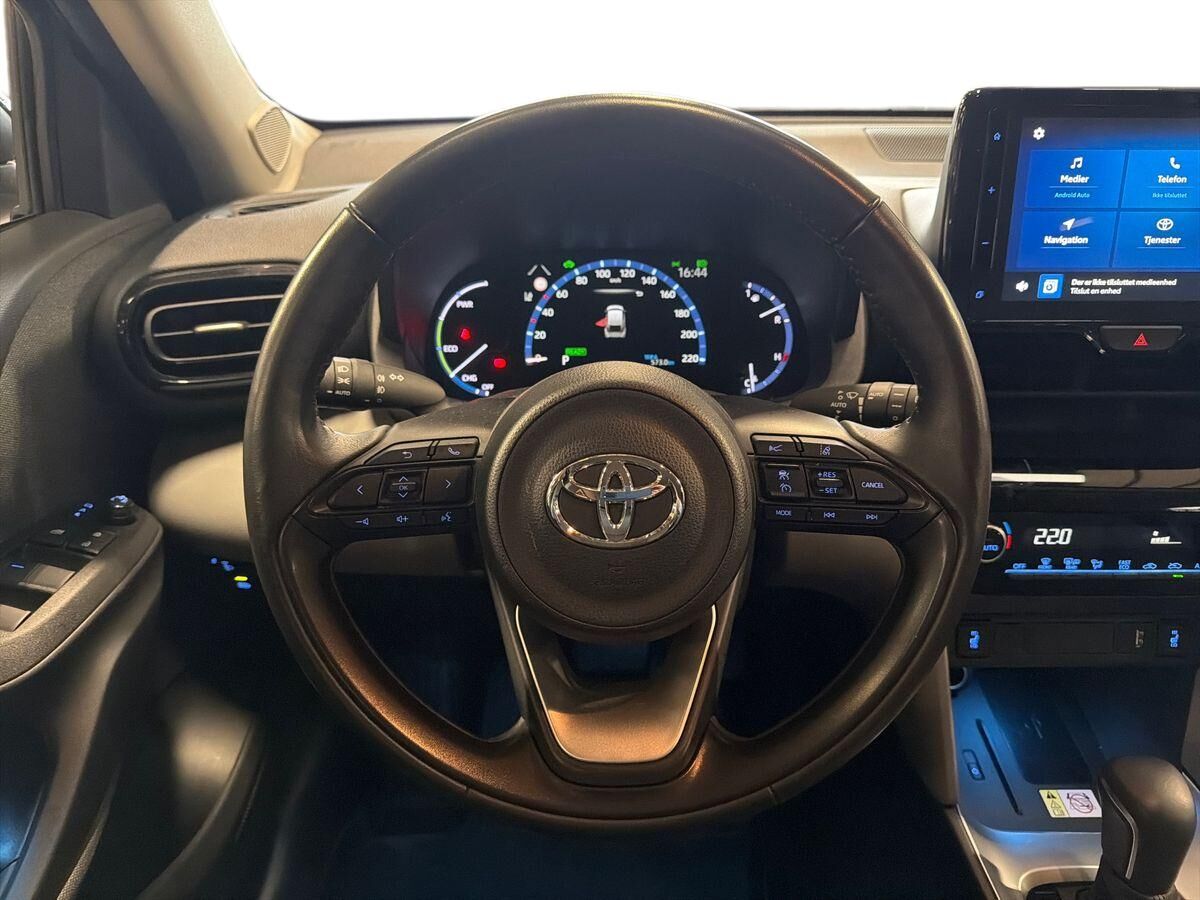 Billede af Toyota Yaris Cross 1,5 Hybrid Active Technology 116HK 5d Trinl. Gear
