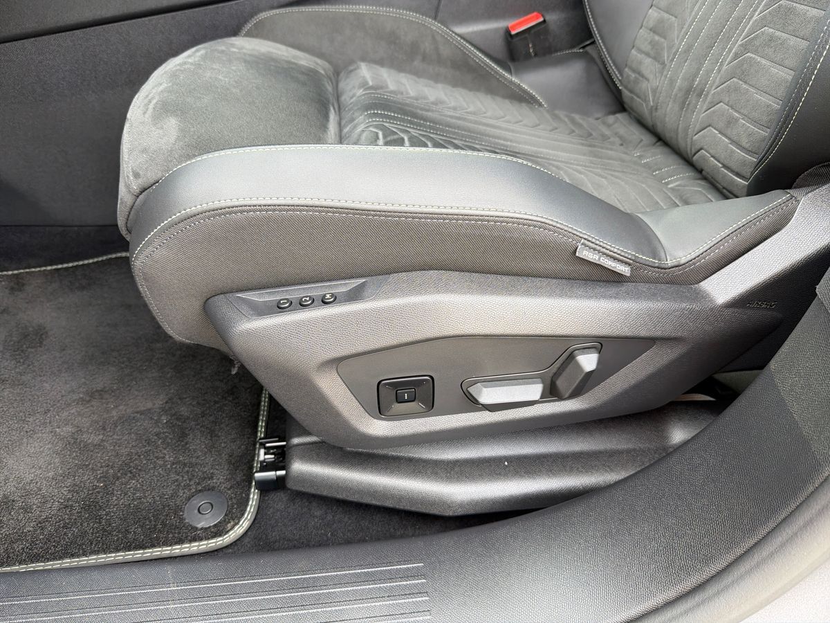 Billede af Peugeot e-5008 EL GT Pack 210HK 5d Aut.