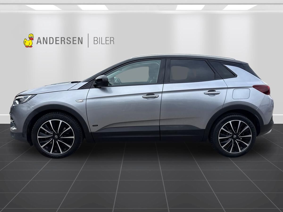 Billede af Opel Grandland X 1,6 PHEV  Plugin-hybrid Ultimate 225HK 5d 8g Aut.