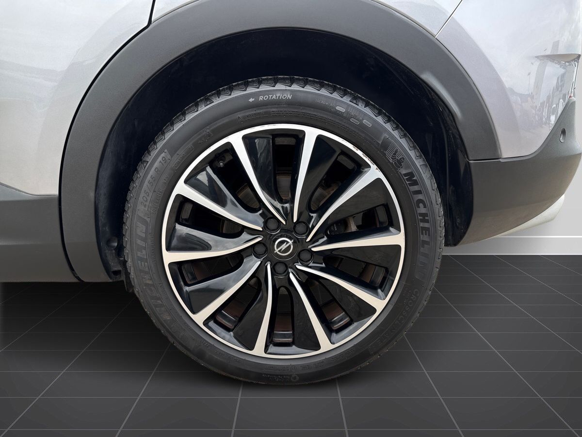 Billede af Opel Grandland X 1,6 PHEV  Plugin-hybrid Ultimate 225HK 5d 8g Aut.