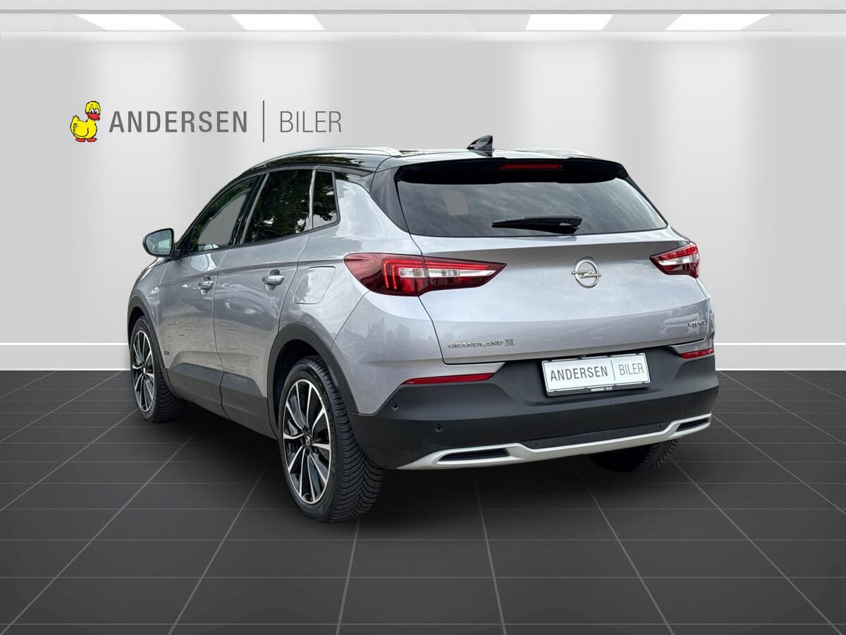 Billede af Opel Grandland X 1,6 PHEV  Plugin-hybrid Ultimate 225HK 5d 8g Aut.