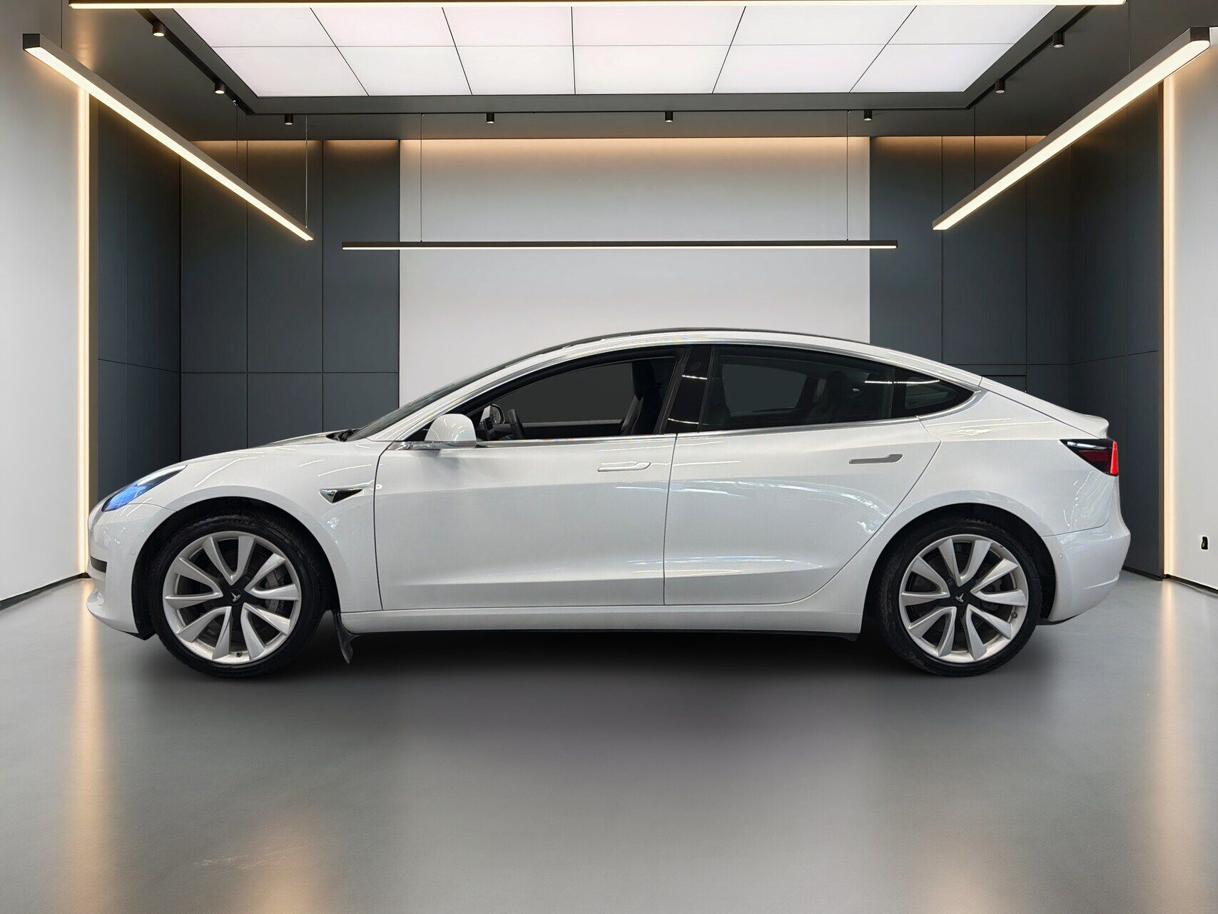 Billede af Tesla Model 3 EL Standard Range Plus 283HK Aut.