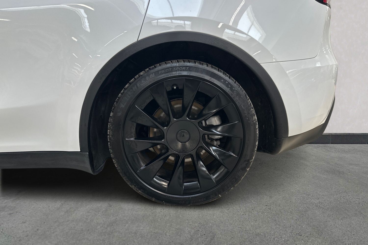 Billede af Tesla Model Y EL RWD 299HK 5d Aut.