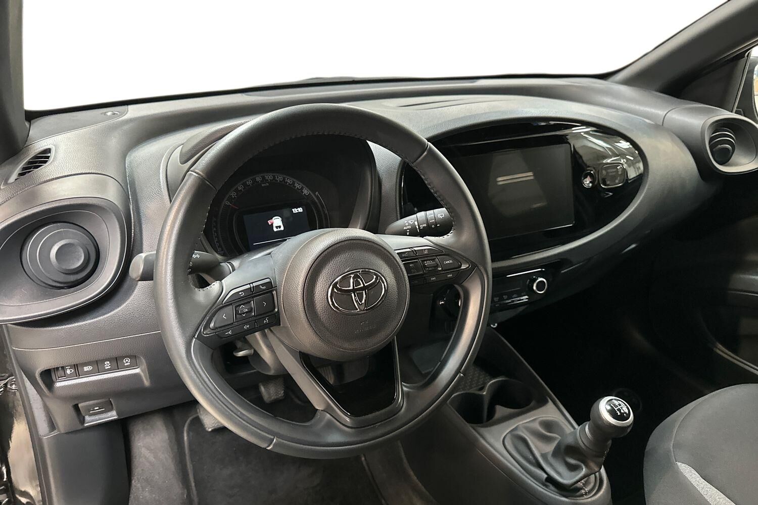 Billede af Toyota Aygo X 1,0 VVT-I Active 72HK 5d