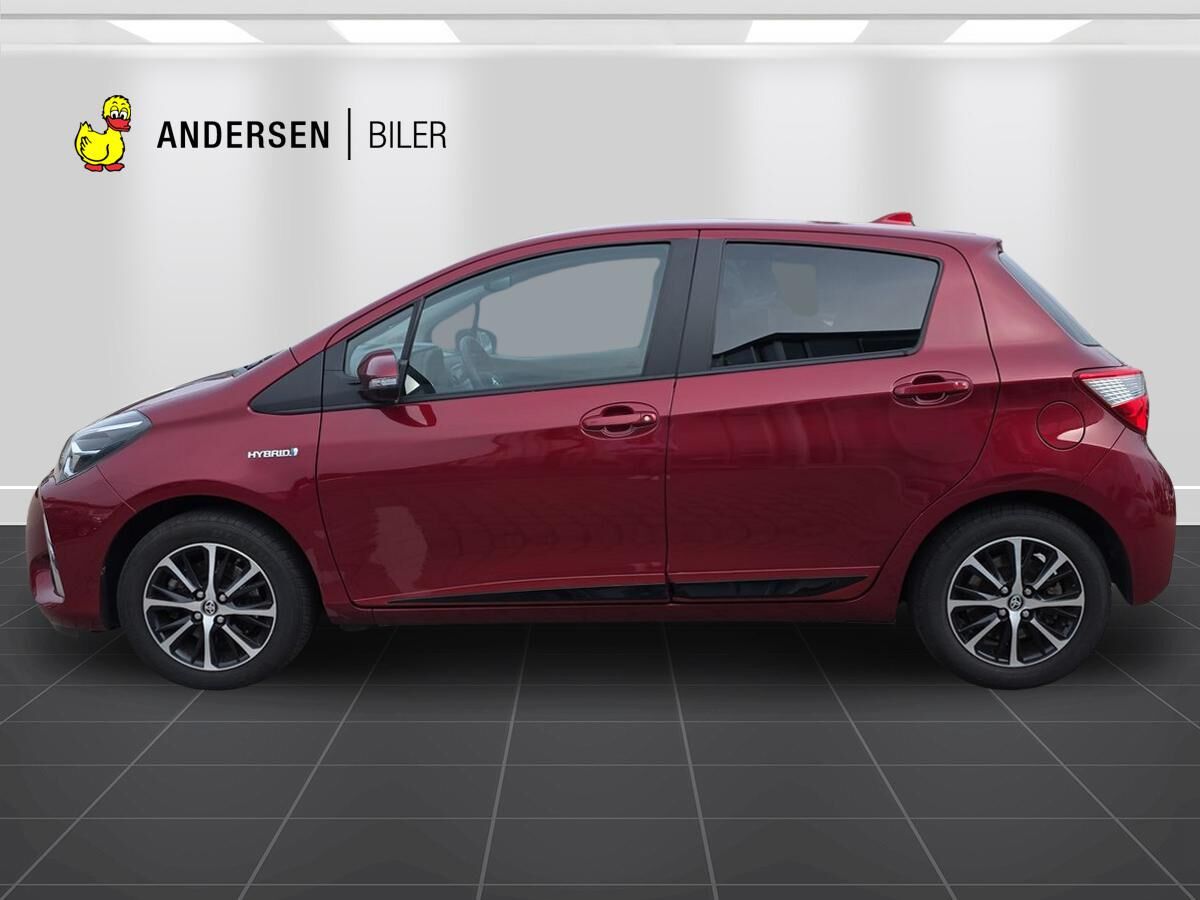 Billede af Toyota Yaris 1,5 Hybrid H2 Limited E-CVT 100HK 5d Trinl. Gear